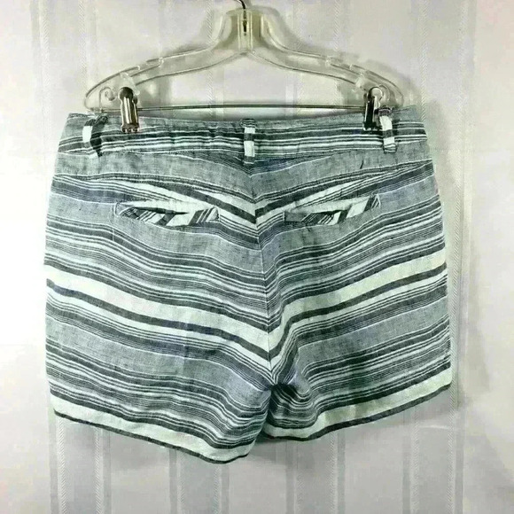 Artisan NY Blue and White Women's Size: 4 100% Linen Striped Fabric Shorts - Picture 2 of 5